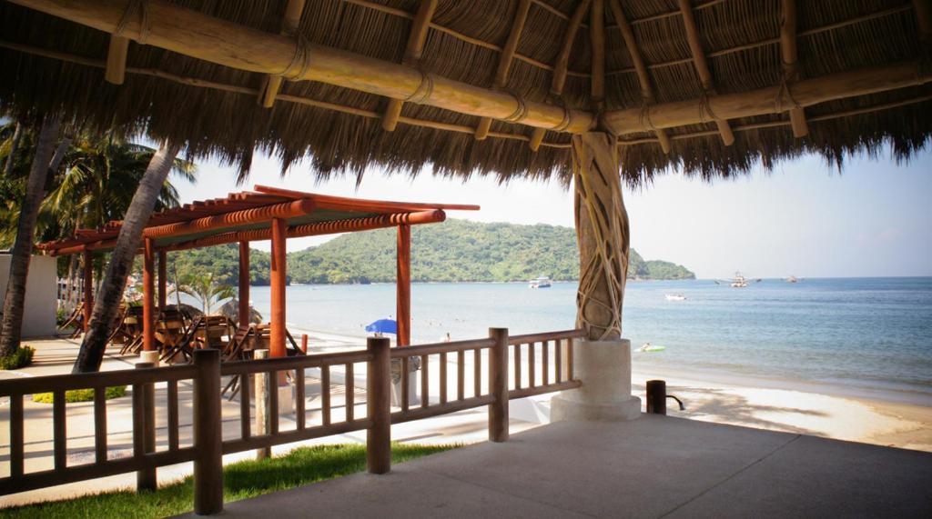 Akan Resort Los Ayala Esterno foto